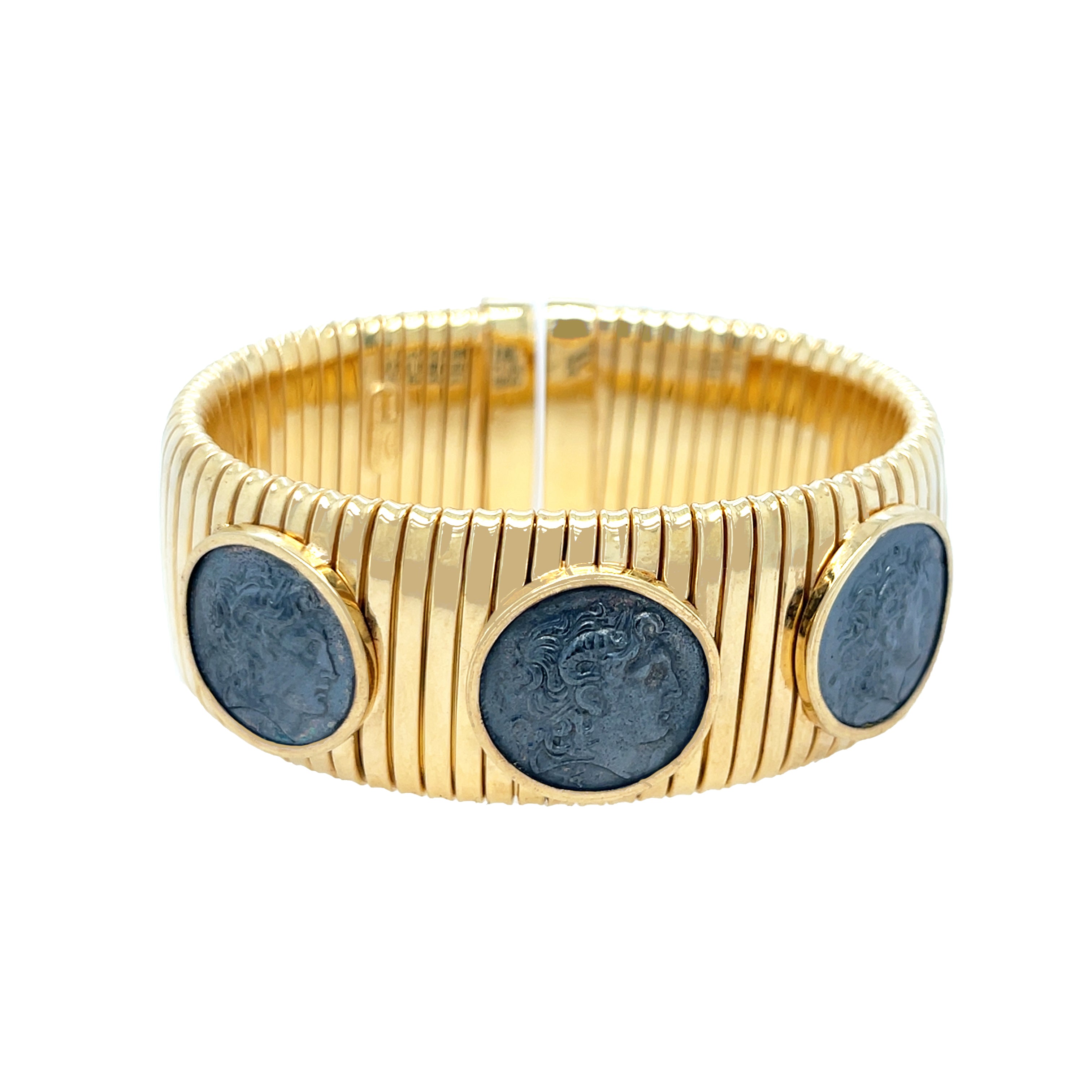 Large 3 Coin Flex Bangle Bracelet
Add a touch of uniqueness to your style with our Large Coin Flex Bracelet. The coin detail adds a subtle touch of elegance while the flex bracelet ensures a comfortable fit for everyday wear. A one-of-a-kind piece that will elevate any outfit.
Yellow Gold Plated Over Silver
0.92" Wide