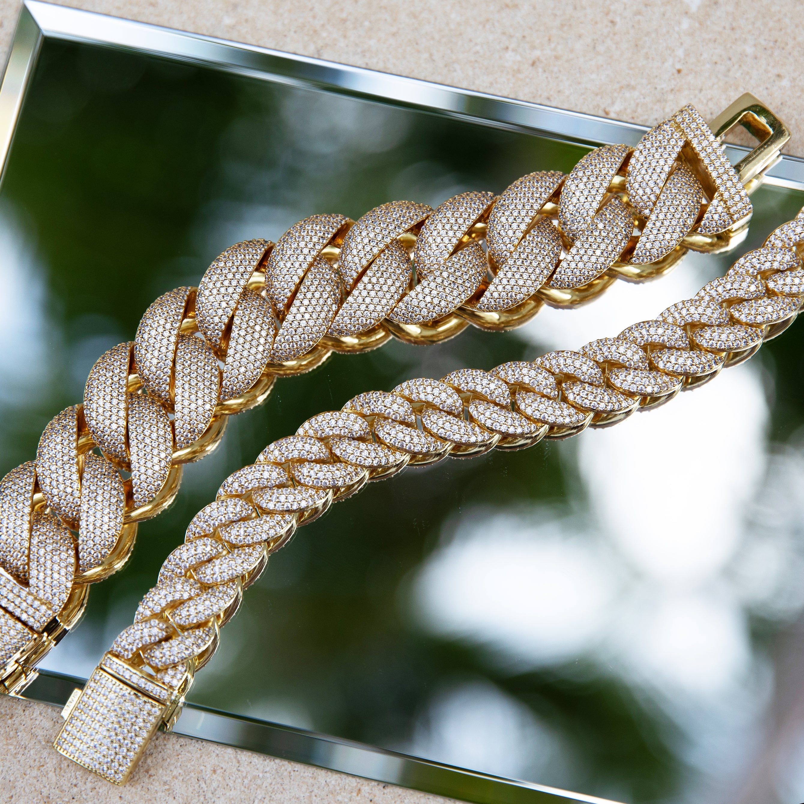 Pave CZ Cuban Link Chain Bracelet
Introducing our must-have Cuban Link Bracelet, a staple piece that adds a touch of versatile style to any outfit. With its classic sparkling cuban link design, this bracelet is a must-have for any collection. Perfect for any occasion, it's the stylish accessory that will elevate your look effortlessly.
Yellow Gold Plated
0.53" Wide
7" Length