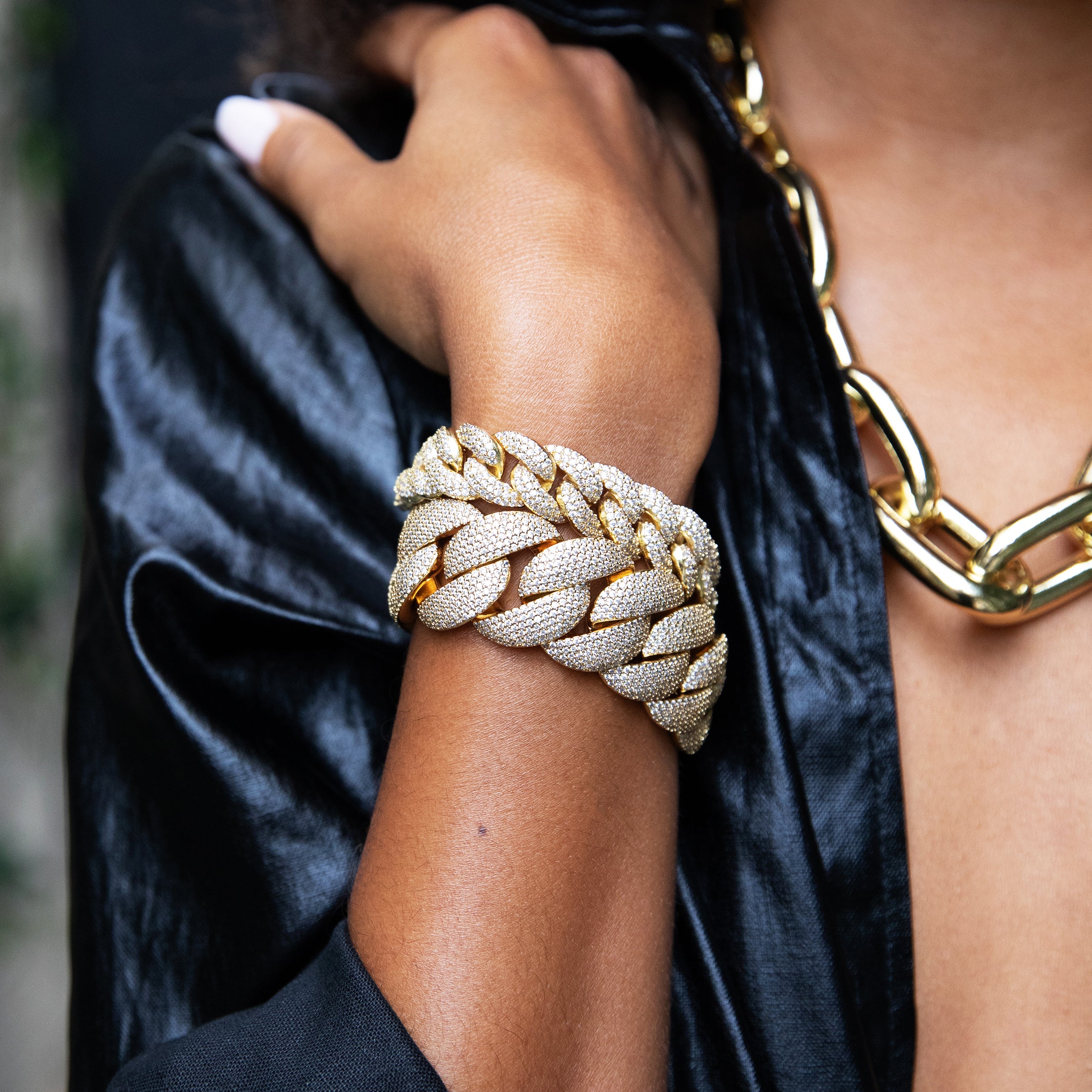 Pave CZ Cuban Link Chain Bracelet
Introducing our must-have Cuban Link Bracelet, a staple piece that adds a touch of versatile style to any outfit. With its classic sparkling cuban link design, this bracelet is a must-have for any collection. Perfect for any occasion, it's the stylish accessory that will elevate your look effortlessly.
Yellow Gold Plated
0.53" Wide
7" Length