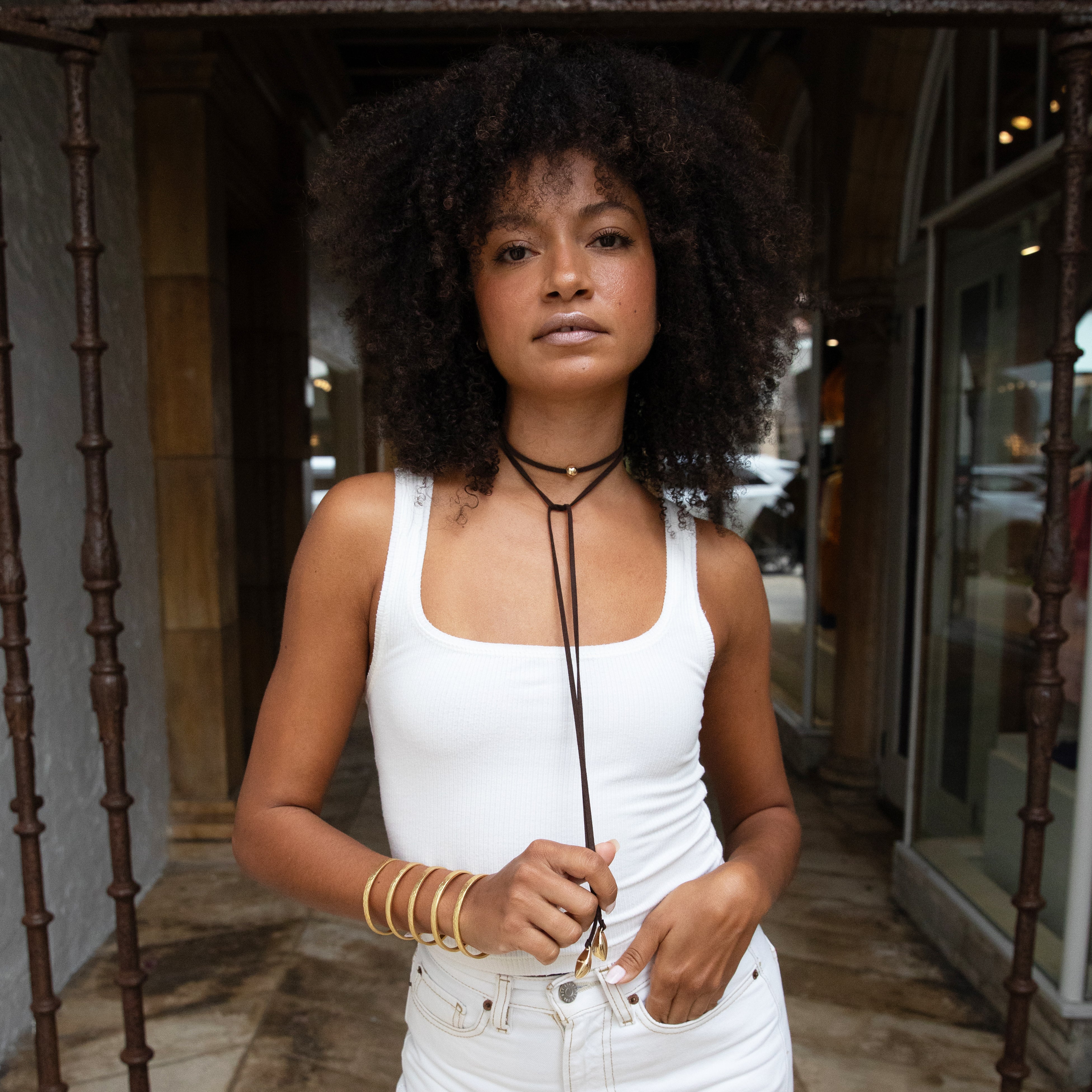 Brown Suede Lariat Necklace
This suede lariat necklace is a unique addition to any jewelry collection. The soft suede material adds a touch of luxury, while the lariat style allows for versatile wear. Elevate any outfit with this one-of-a-kind piece.
Yellow Gold Plated
Domes: 1" Long X 0.50" Wide
56" Length