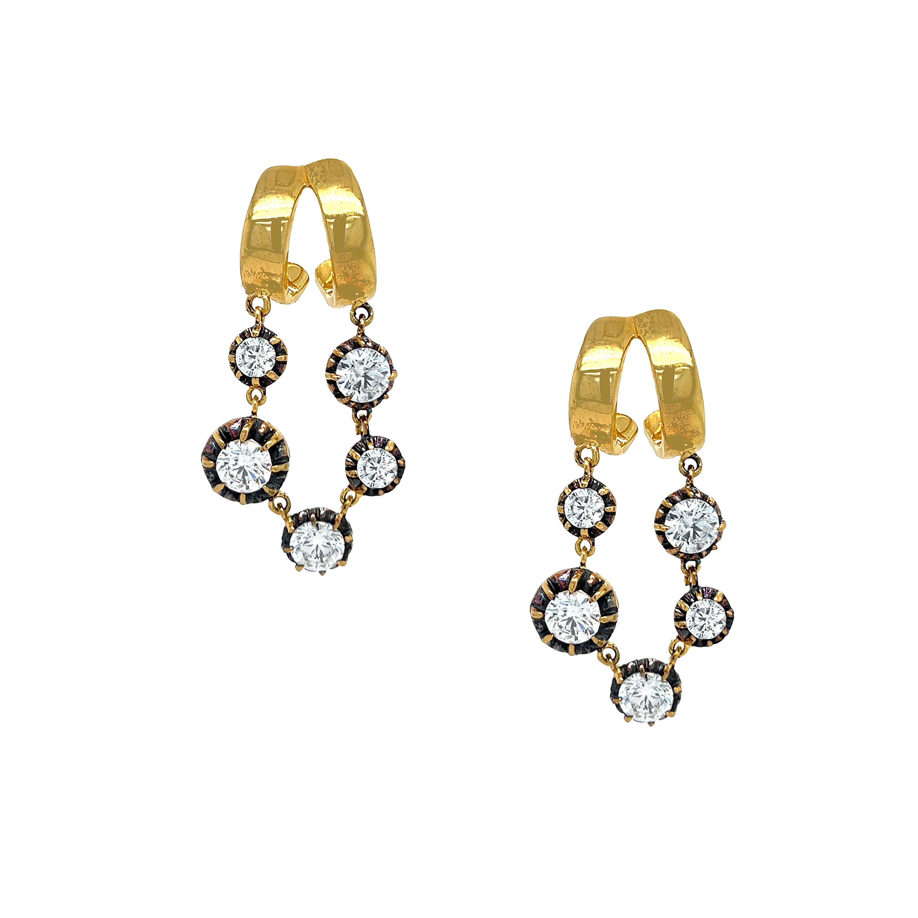 Crystal Double Drop Pierced Earrings
These statement pieces are both unique and elegant, making them the perfect addition to any outfit. Let the sparkling crystals and exclusive design elevate your style to a new level. Upgrade your look with these exquisite earrings.
Oxidized & Yellow Gold Plated
1.65" Long X 0.75" Wide