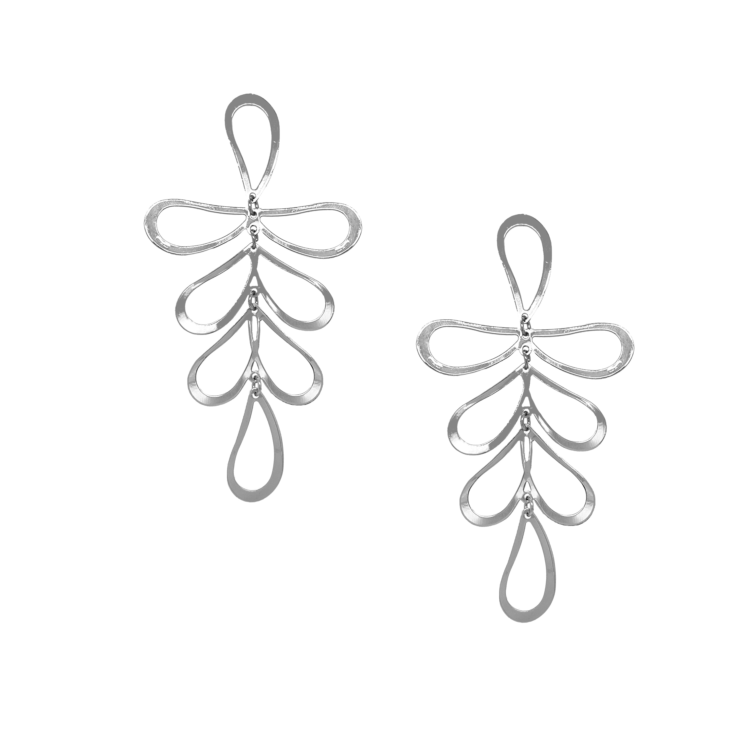 Open Leaf Pierced Earrings
Add a touch of playful to your look with our Open Leaf Earrings! These unique and delicate earrings feature a charming leaf design, perfect for any outfit. Embrace your playful side with a chic twist on a classic statement earring.
White Gold Plated
4.26" Long X 2.20" Wide