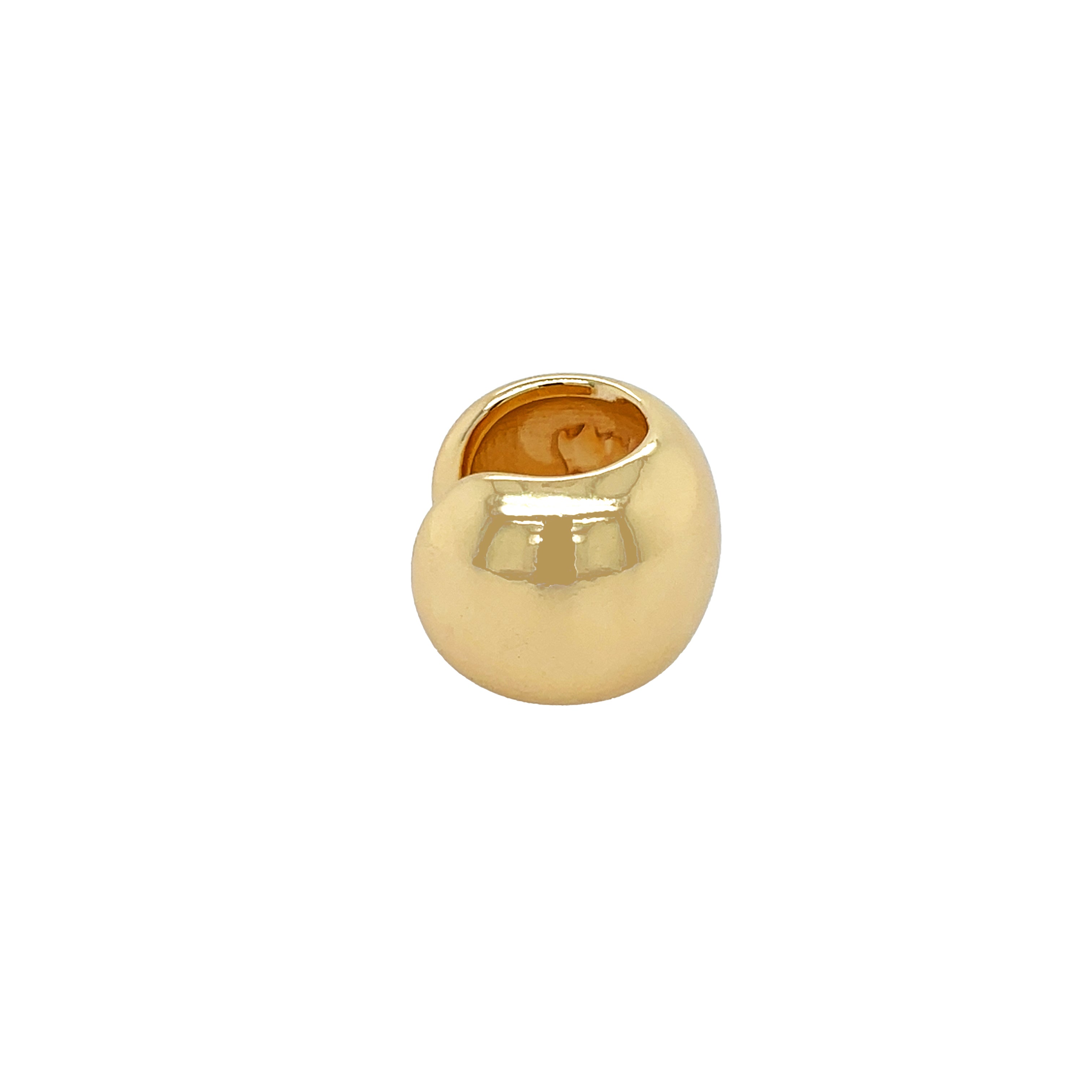 Wide Ear Cuff Earring
Elevate your ear stack with this Wide Cuff Earring, designed to add bold sophistication without the need for piercings. Its chunky silhouette creates a striking statement, perfect for layering or wearing alone to enhance your look with modern elegance. Crafted for comfort and style, this ear cuff seamlessly blends contemporary design with timeless appeal.
Yellow Gold Plated
0.64" Wide