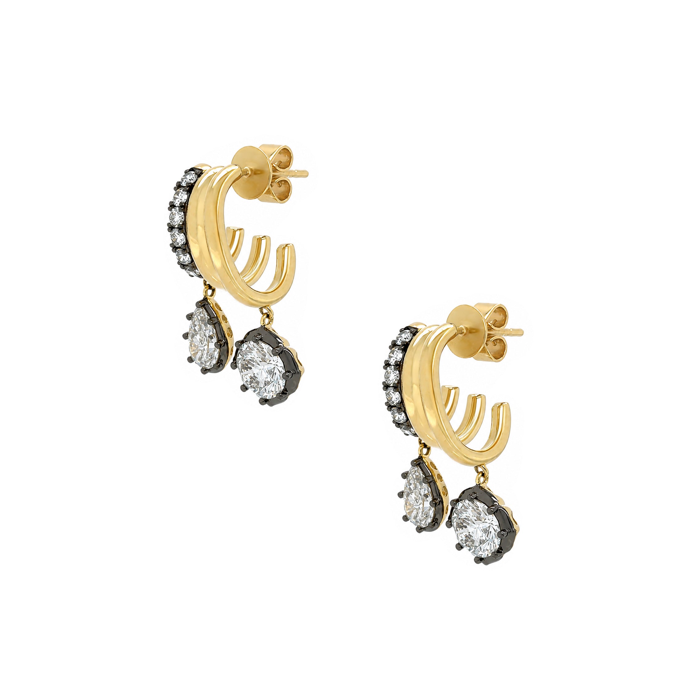 Lab Grown Diamond Triple Hoop Earrings
A fresh take on vintage glamour, these sculptural triple-hoop earrings pair warm 14K yellow gold with dramatic oxidized gold and 3.5 carats of brilliant lab-grown diamonds. Bold, dimensional, and effortlessly chic, they're made to be noticed.
14K Yellow & Oxidized Gold
3,5 Diamond Carat Weight
0.98" Long X 0.55" Wide
Georgian Style
Color FG
VS Clarity