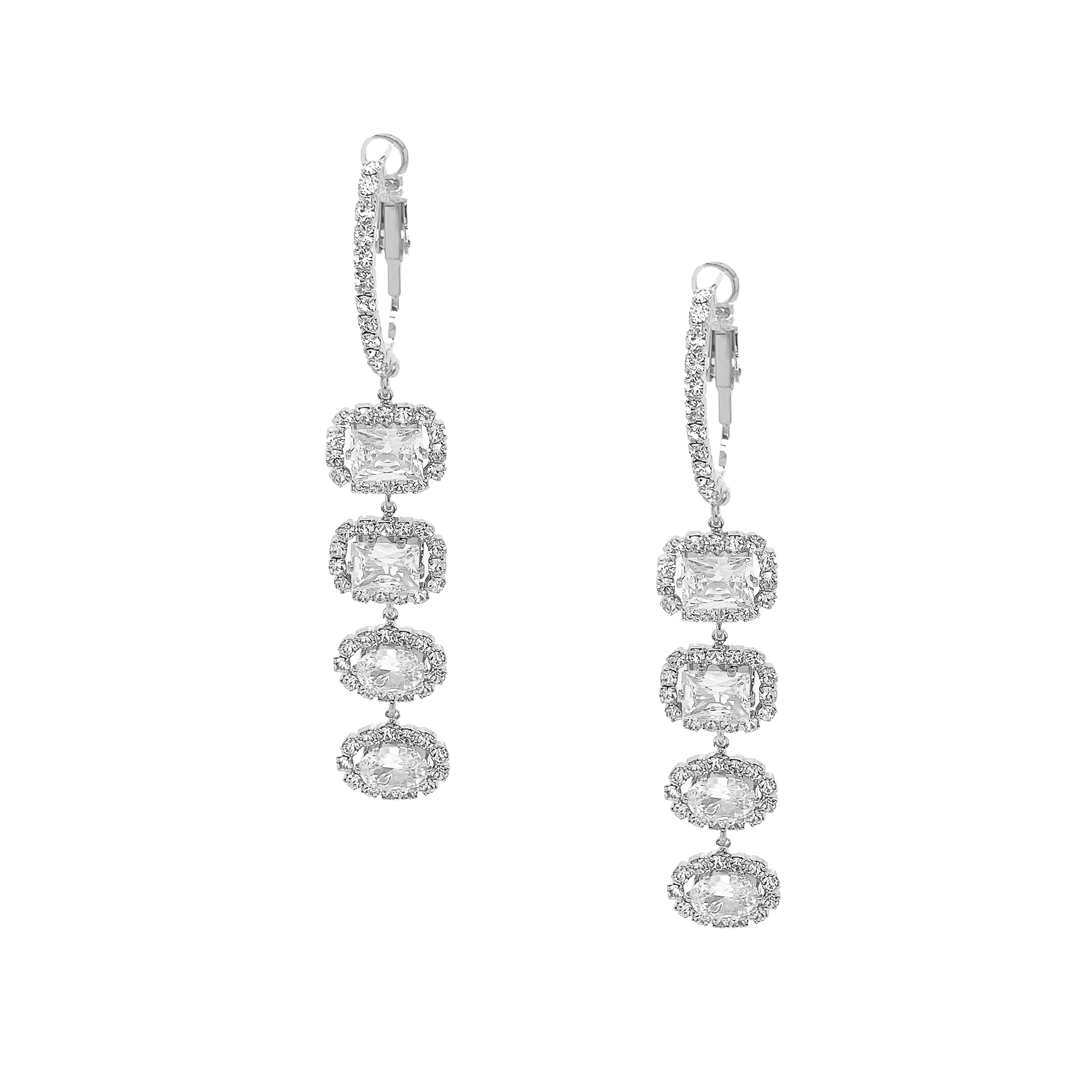 Crystal Drop Pierced Earrings
Yellow Gold Plated
3" Long X 0.54" Wide
While supplies last. All Deals Of The Day sales are FINAL SALE.