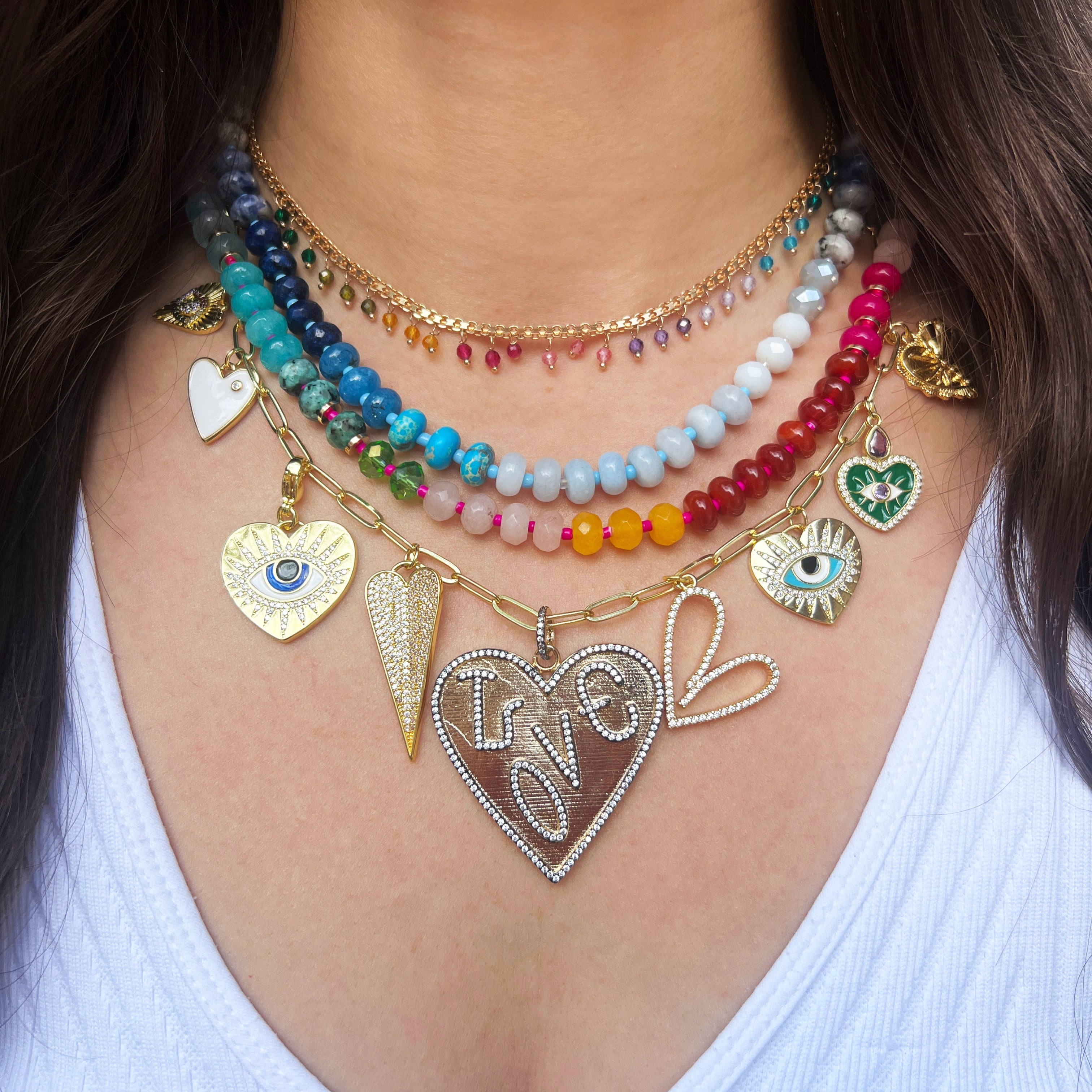 Multi Color Blue Beaded Necklace
Make a statement with this blue beaded necklace! Brighten up any outfit with its playful design. Perfect for adding a touch of fun to your wardrobe.
Bead: 0.30" Diameter
16-19" Adjustable Length