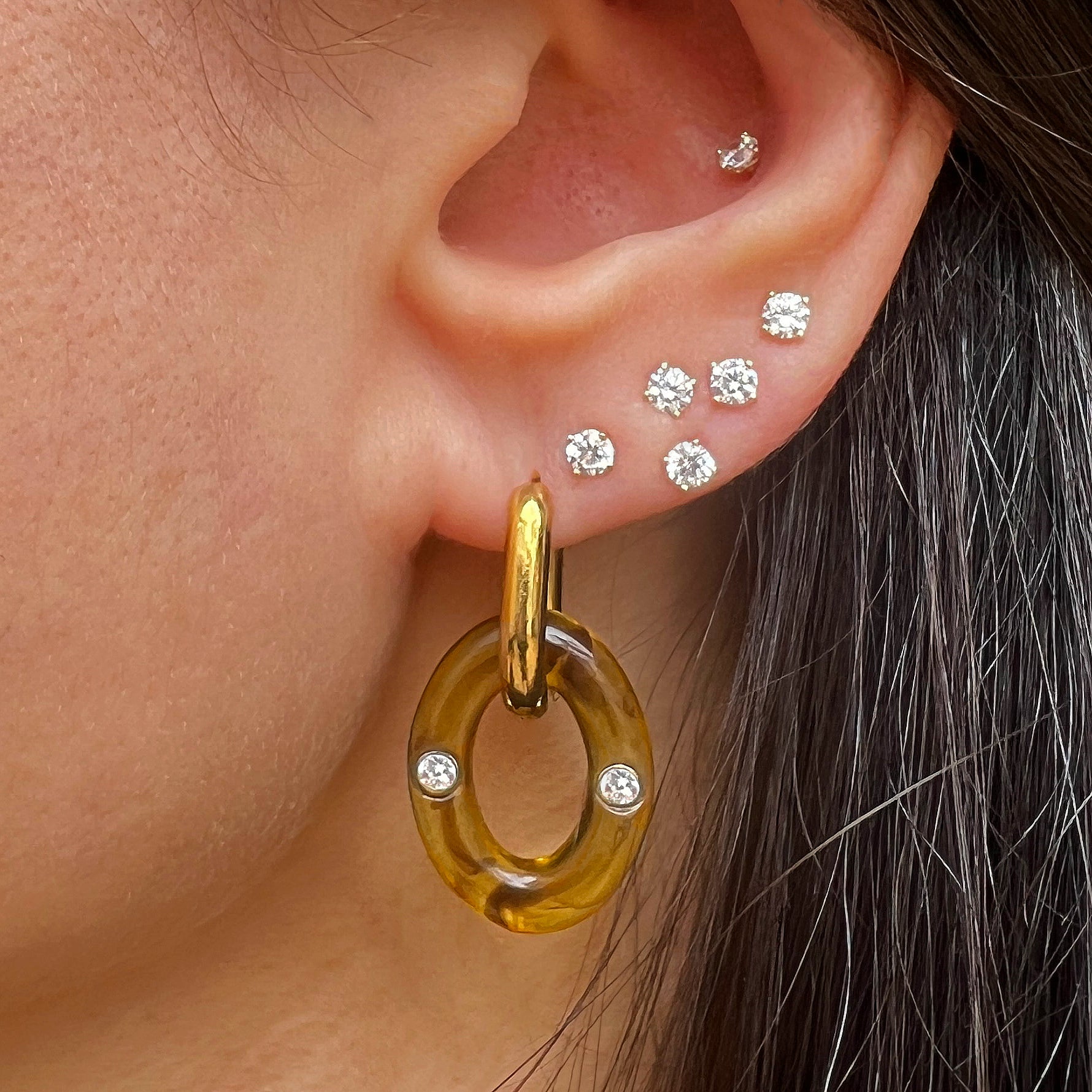 CZ Tortoise Resin Double Hoop Huggie Pierced Earrings
Yellow Gold Plated
1.16" Long X 0.66" Wide
While supplies last. All Deals Of The Day sales are FINAL SALE.