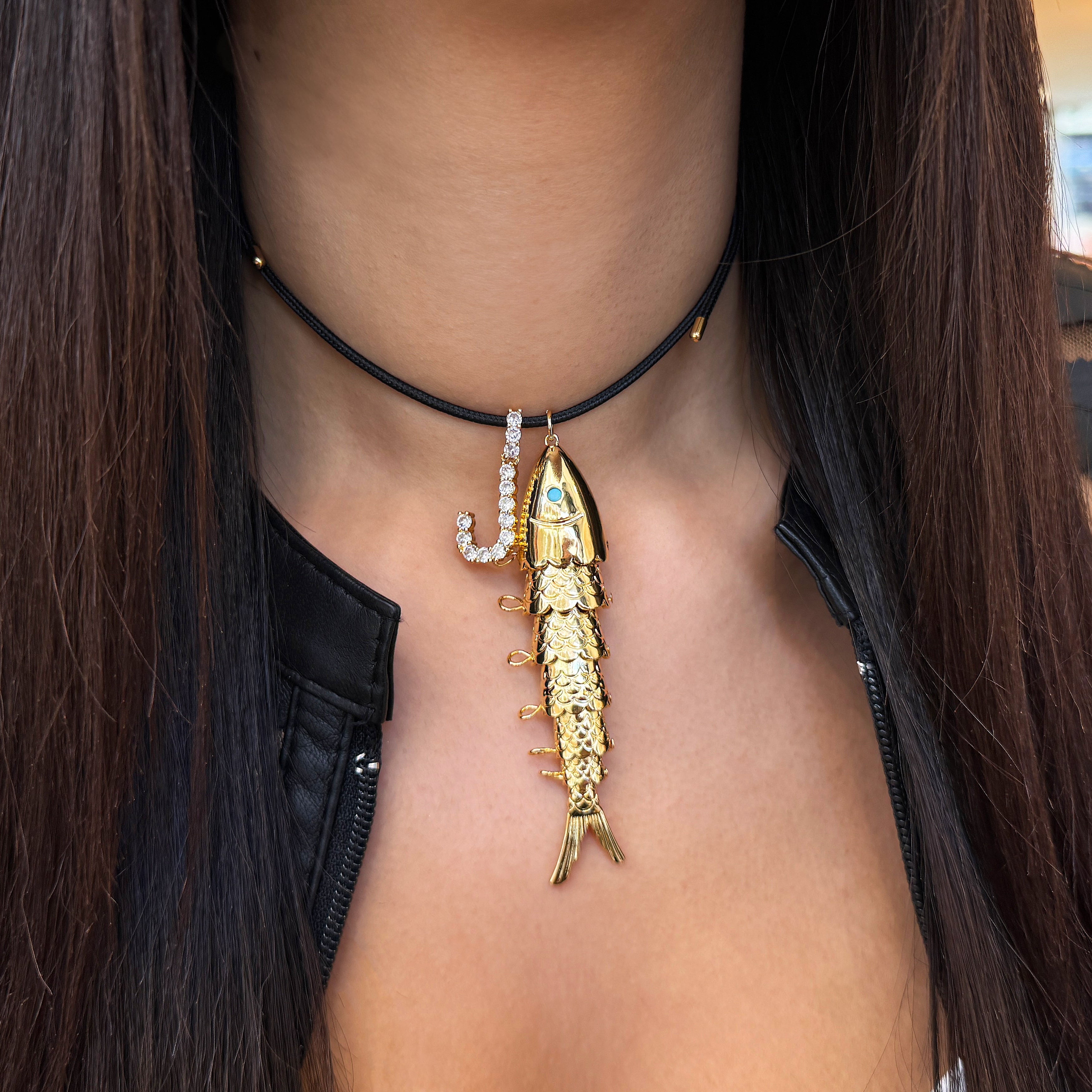 Fish Charm Magnetic Choker Necklace