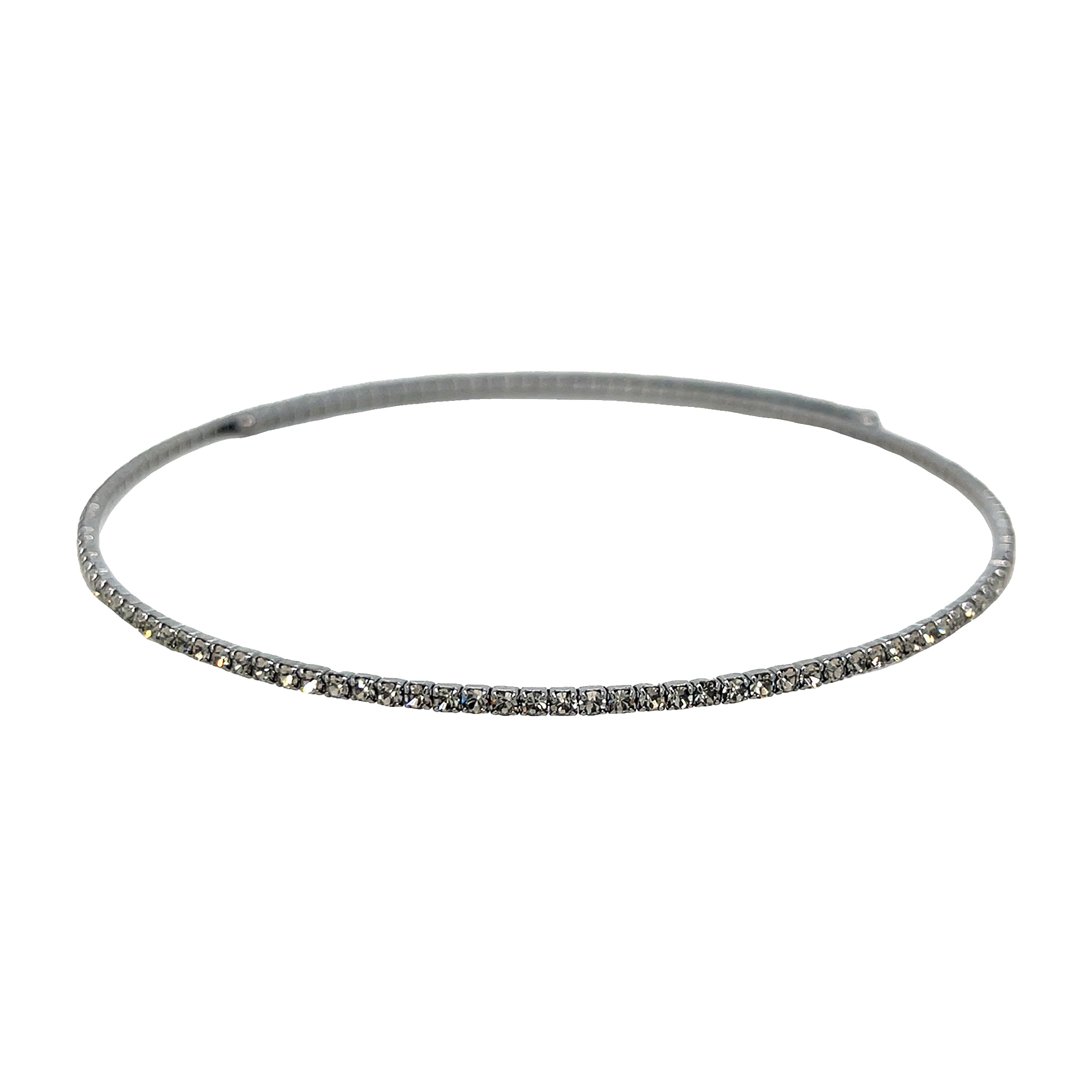 Oxidized CZ Flex Row Choker Necklace
Make a statement with our CZ Choker Necklace! The stunning oxidized metal paired with sparkling crystals adds a touch of edgy glamour to any outfit.
Oxidized Gold Plating
0.08" Thick