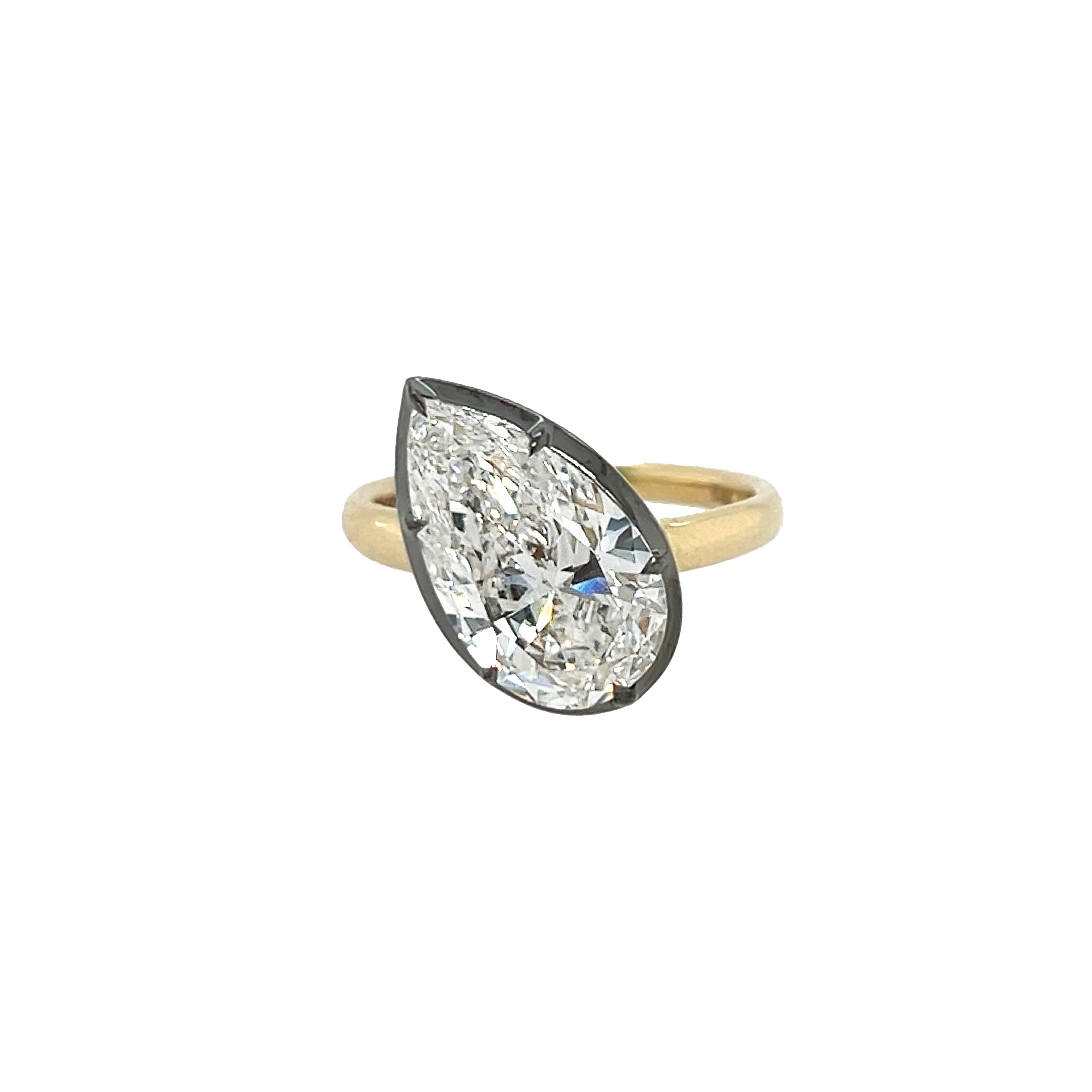 Diamond Pear Ring
14K Yellow & Oxidized Gold
4.02 Lab Diamond Carat Weight
0.50" Long X 0.45" Wide