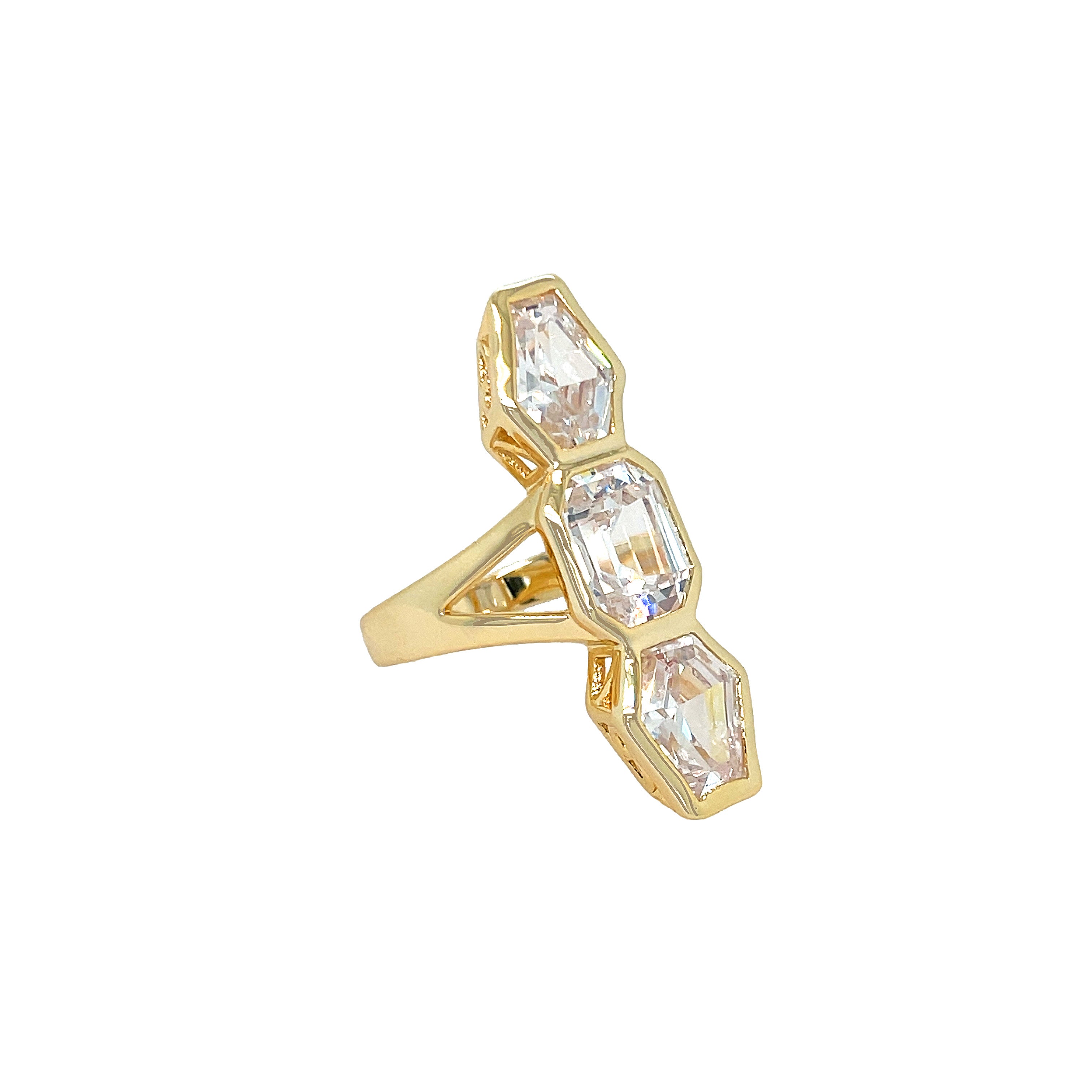 Triple Geo Stone Statement Ring
Add some sparkle to your look with our Triple Stone Ring! This statement ring is on trend and sure to catch attention. Perfect for spicing up any outfit.
Yellow Gold Plated Over Silver
1.27" Long X 0.35" Wide