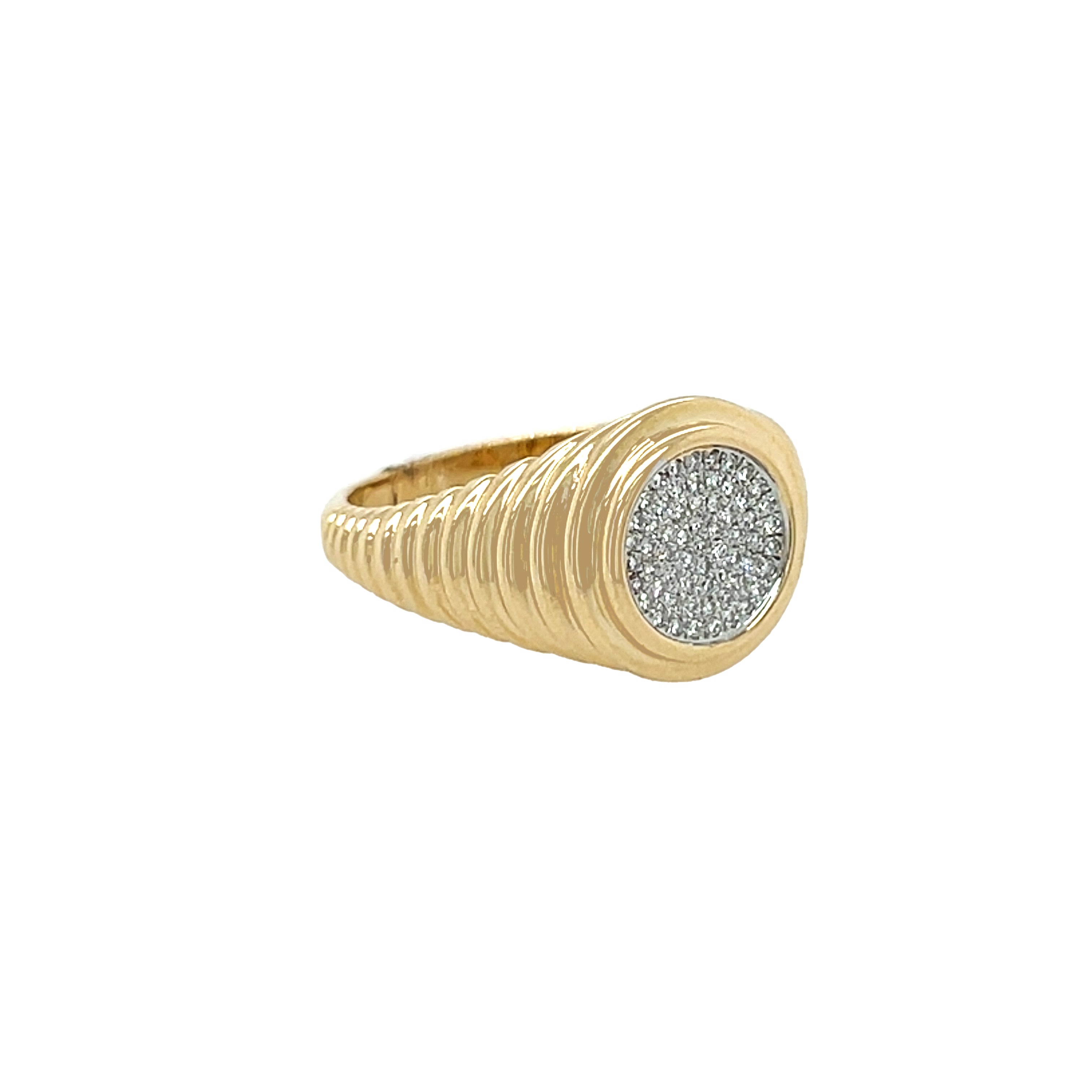 Pave Diamond Circle Ring
This stunning gold ring is finished with a round pavé center for the perfect touch of sparkle. Sophisticated, versatile, and made to elevate any look.
14K Yellow Gold
0.13 Diamond Carat Weight
0.46" Wide