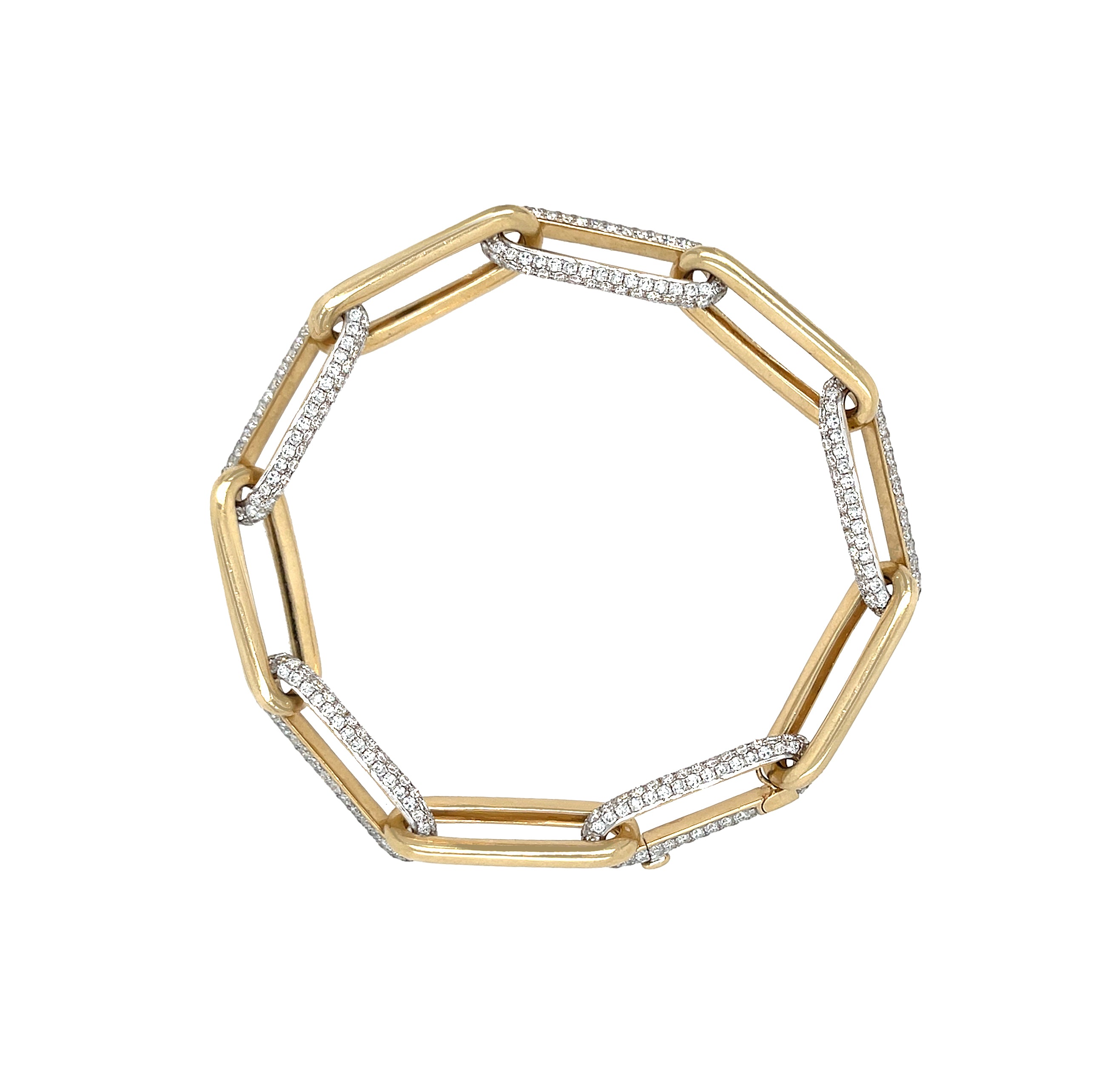 Diamond Paperclip Chain Bracelet

14K Yellow Gold
5.06 Diamond Carat Weight
Diamond Links: 0.95" Long X 0.30" Wide
Plain Links: 0.95" Long X 0.32" Wide
7.75" Length