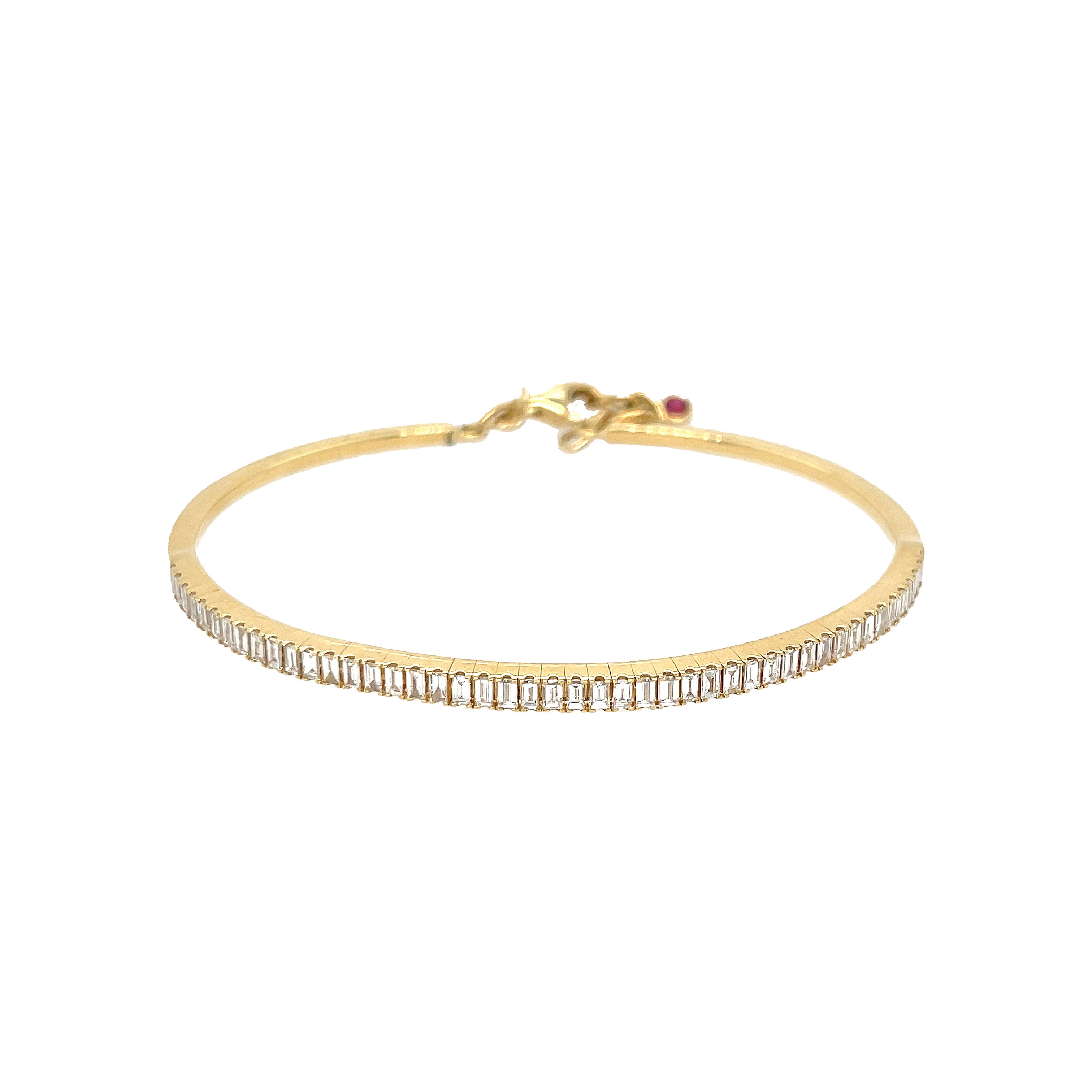 Diamond Flexible Bangle Bracelet  18K Yellow Gold 1.11 Diamond Carat Weight 0.08 Ruby Carat Weight On Closure 7" Width