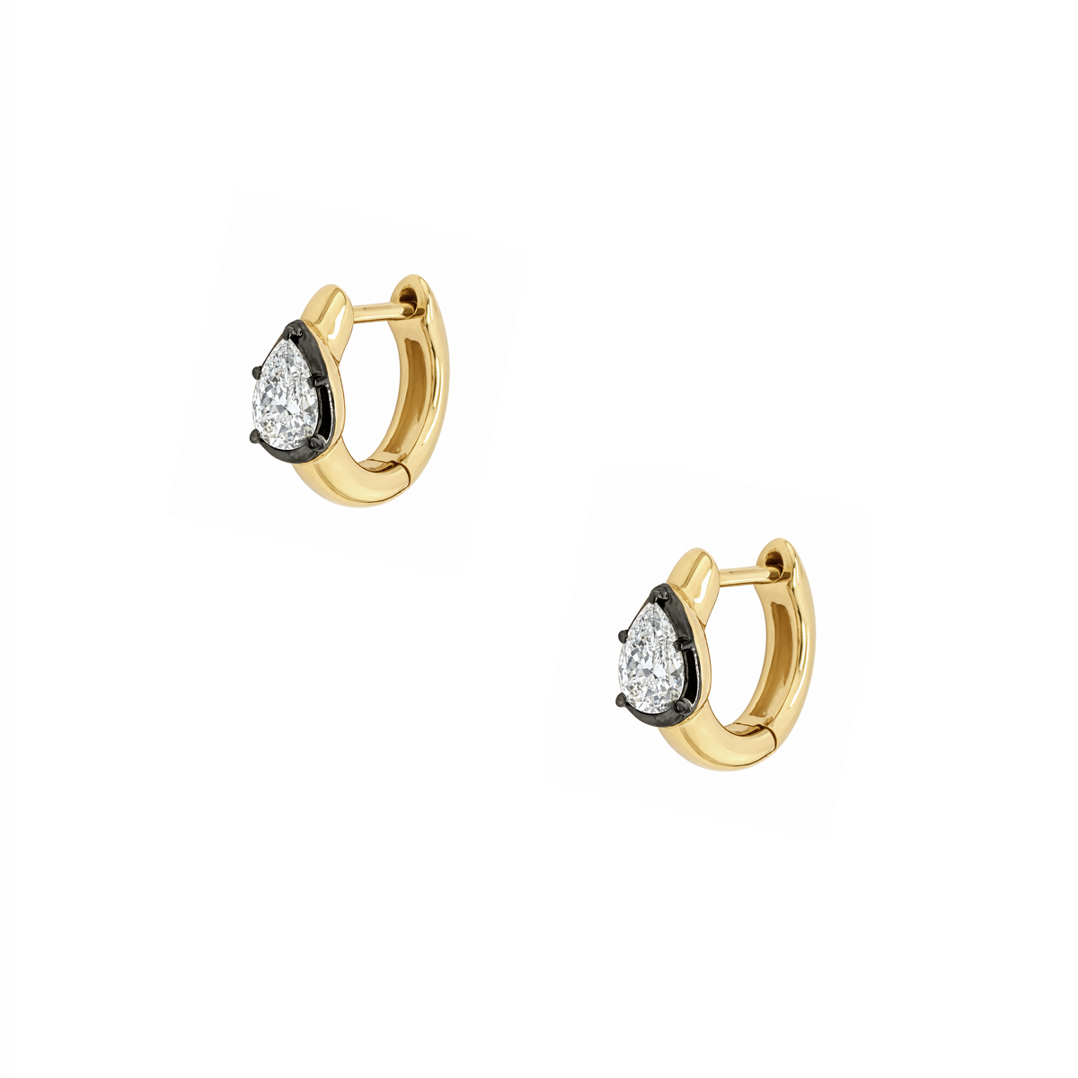 Pear Shape Diamond Hoop Pierced Earrings

14K Yellow Gold
0.32 Diamond Carat Weight
0.40" Long X 0.16" Wide