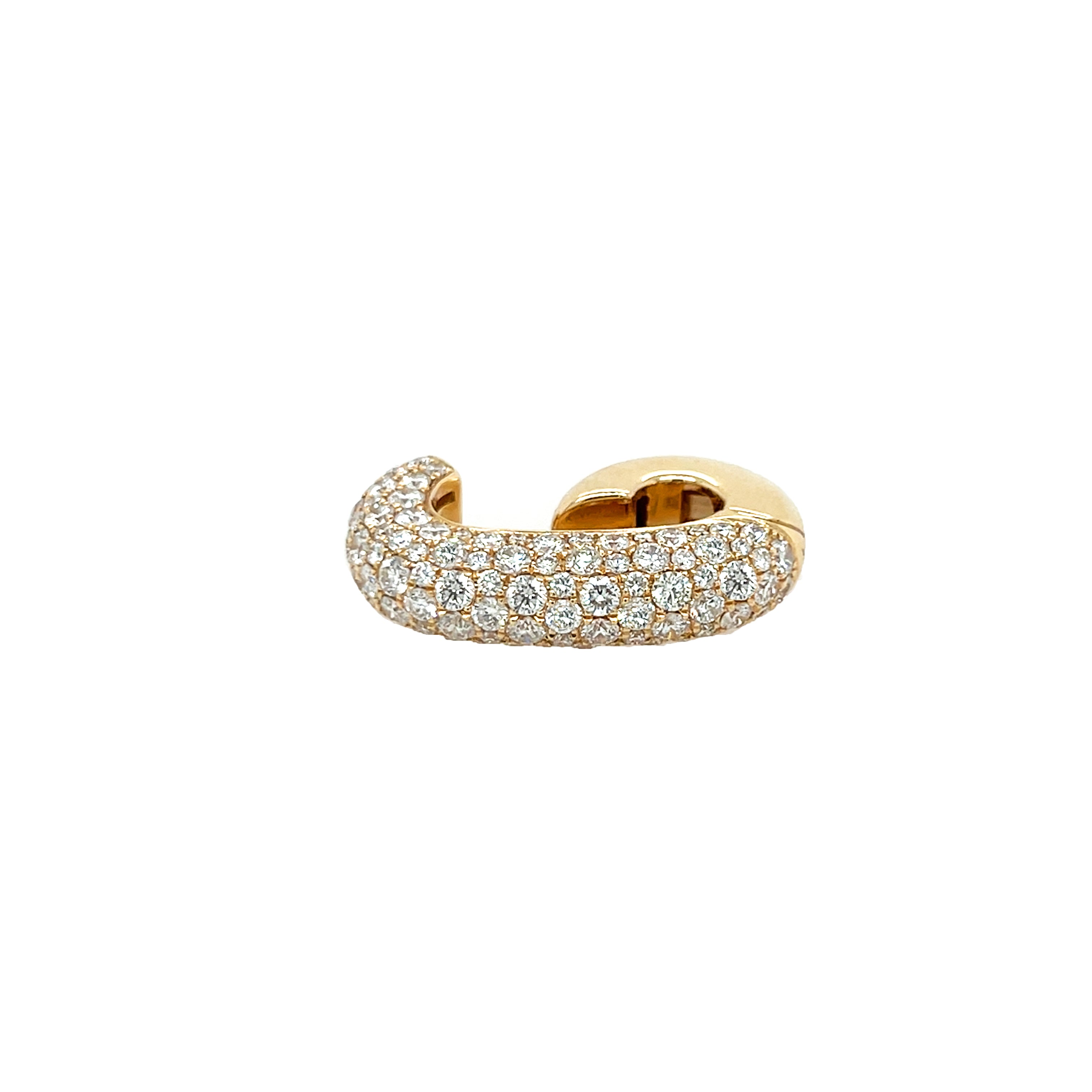 Pave Diamond Ear Cuff

This Diamond Ear Cuff features a unique design accentuated by sparkling diamonds, offering a distinctive and elegant look without the need for piercings.

14K Yellow Gold
1" Long X 0.23" Wide
2.67 Diamond Carat Weight