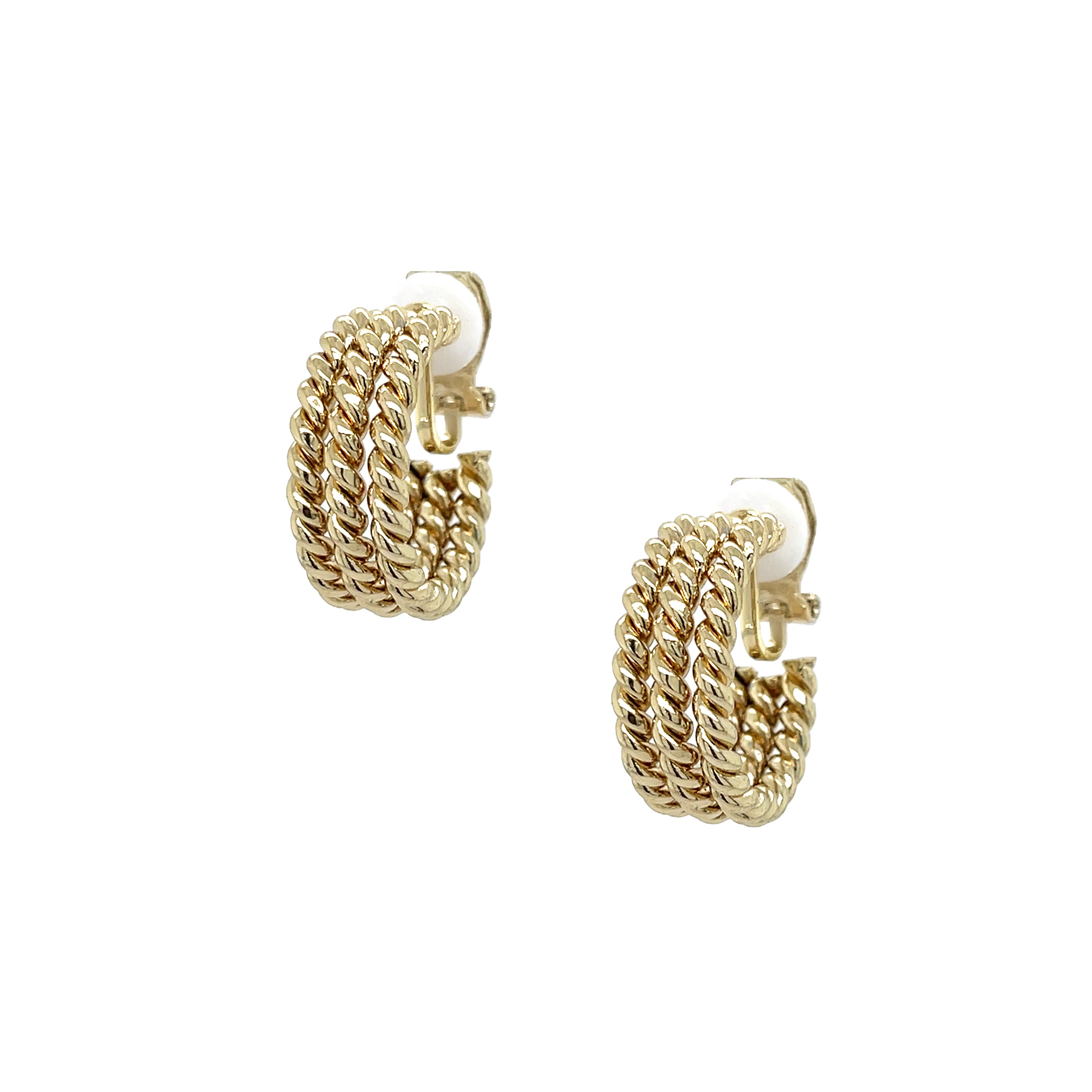 Triple Twist Hoop Clip Earrings

Elevate your everyday style with these triple twist hoop clip earrings, featuring three polished twisted rows in a radiant yellow gold-plated finish. Designed with timeless texture and an effortless clip-on silhouette.

Yellow Gold Plated&nbsp;
0.80" Long X 0.30" Wide