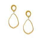 Wavy Double Drop Pierced Earrings

Yellow &amp; White Gold Plated
2.50" Long X 1.12" Wide


While supplies last. All Deals Of The Day sales are FINAL SALE.