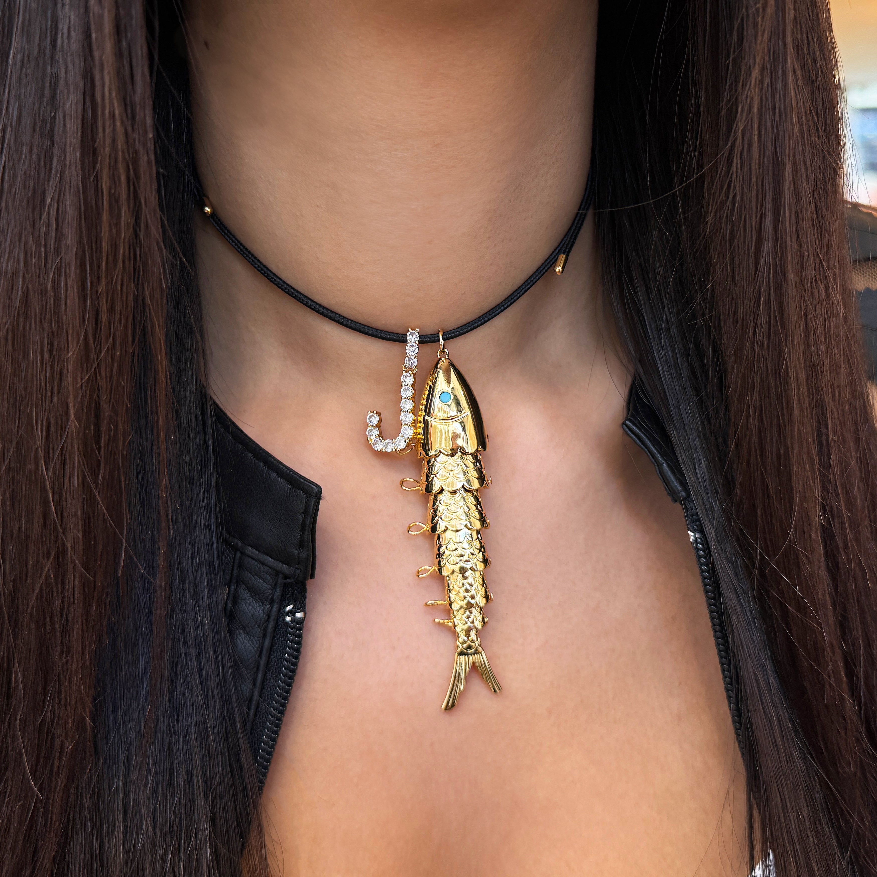 Fish Charm Magnetic Choker Necklace
