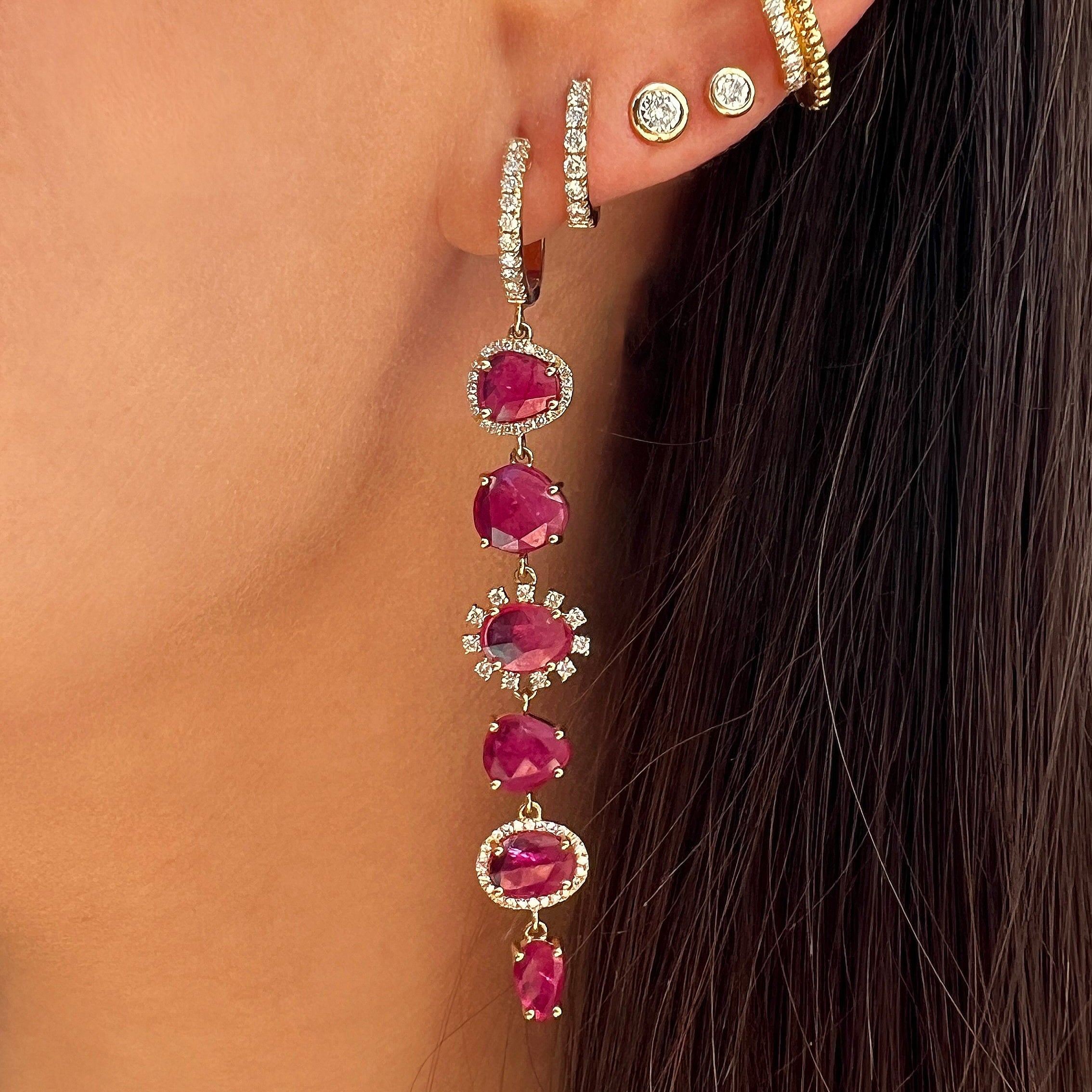 Diamond &amp; Ruby Drop Pierced Earrings

14K Yellow Gold
0.68 Diamond Carat Weight
7.58 Ruby Carat Weight