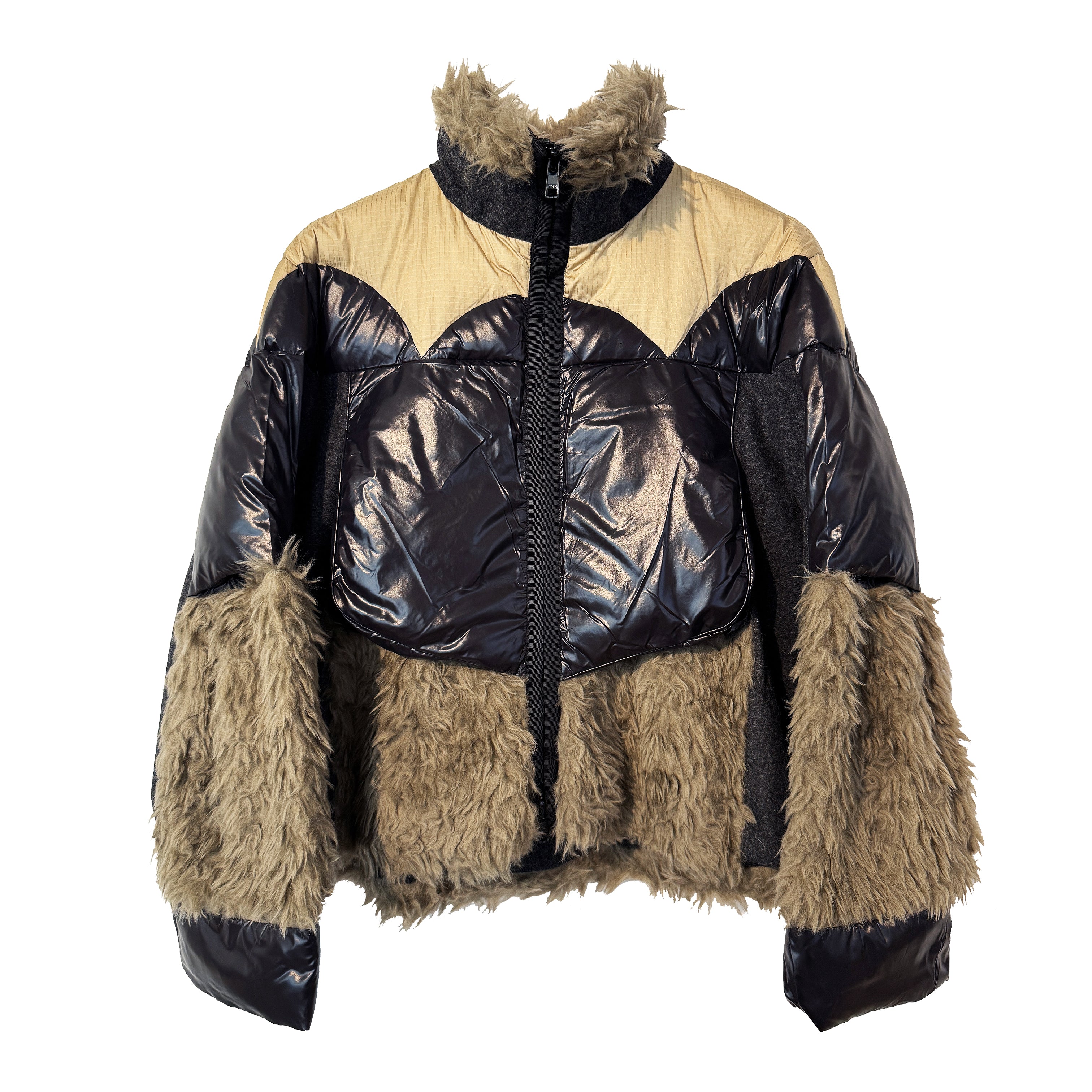 Black &amp; Olive Puffer Jacket

Faux Fur Detailing
Faux Wool Detailing
One Size