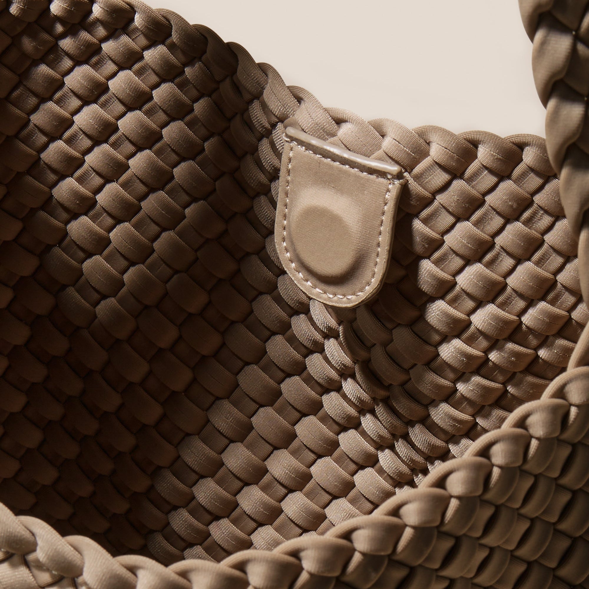 Cashmere Hobo Woven Bag

16" High X 12" Wide X 5” &nbsp;Deep
Strap Drop: 5"
Removable Pouch Included
Magnetic Snap Closure

Design by Naghedi