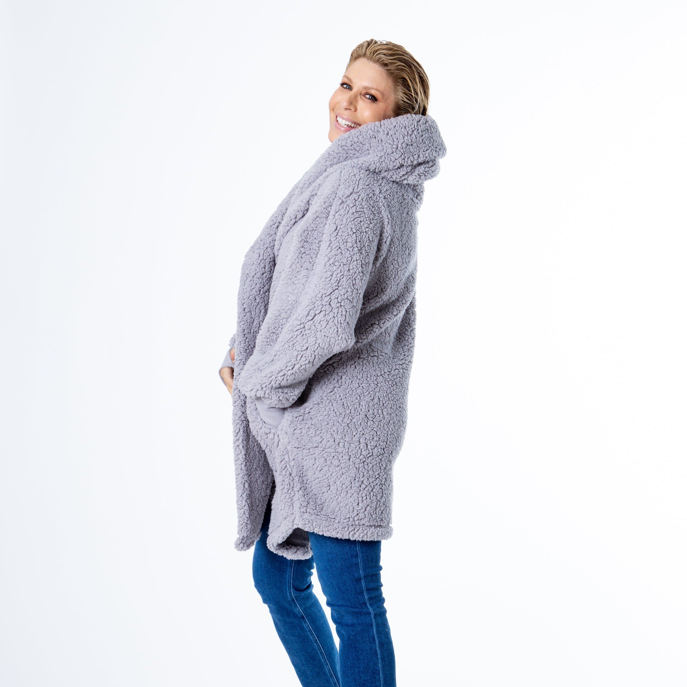 The viral favorite is back—with a little extra love.&nbsp;Meet the lounger that sells out fast and lives up to the hype. THE BEST LOUNGER IN THE WORLD BY JILL MARTIN™ in Chateau Grey w/ Heart&nbsp;is your cozy, do-it-all essential made from not one, but two of our best-selling blanket fabrics.

Soft, plush, and unbelievably wearable, this luxe oversized piece is part hoodie, part robe, part blanket—and 100% comfort. With elevated details like thumbhole cuffs, an easy button closure, an oversized hood, and a