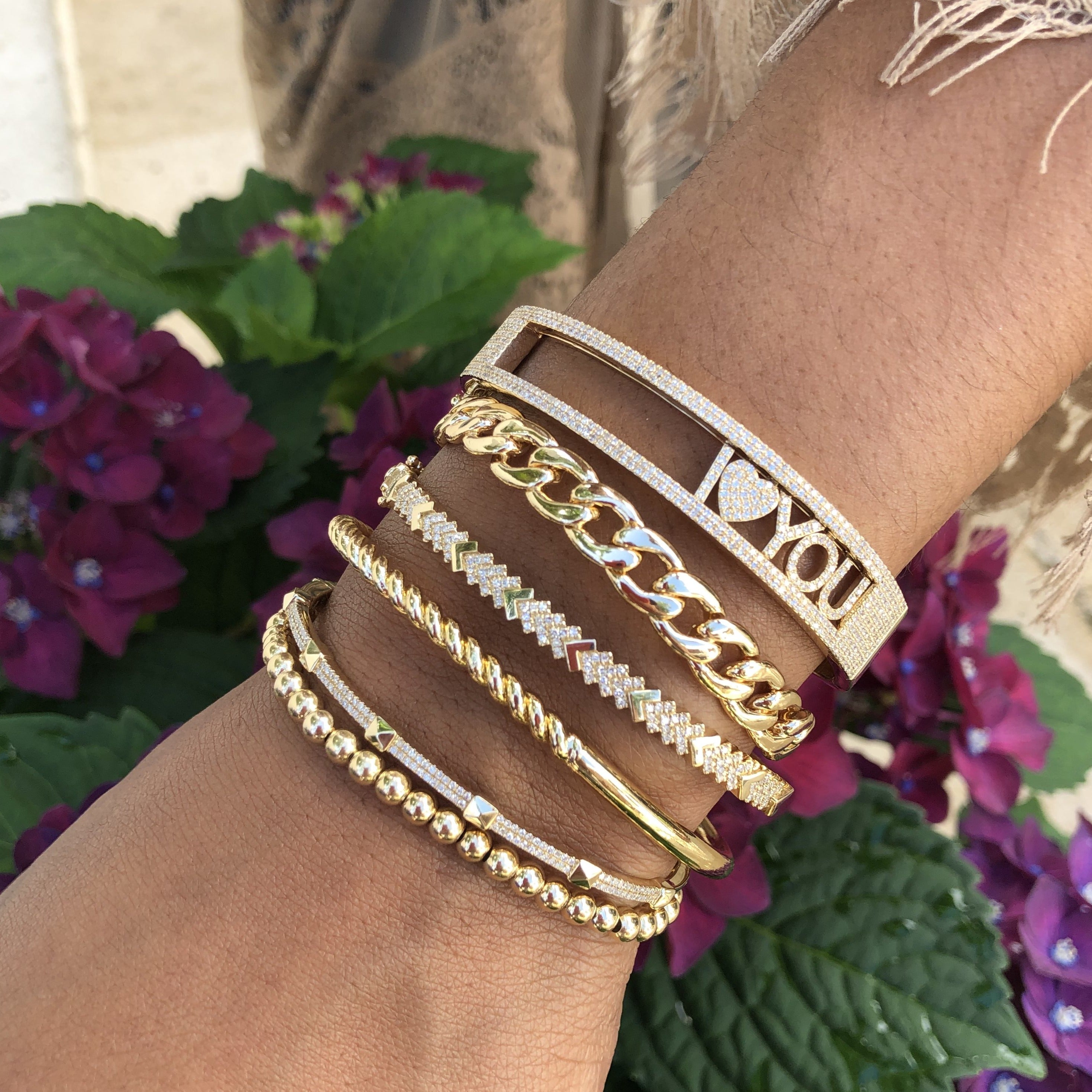 Metal Beaded Stretch Bracelet   • Yellow Gold Plated • 4MM Bead